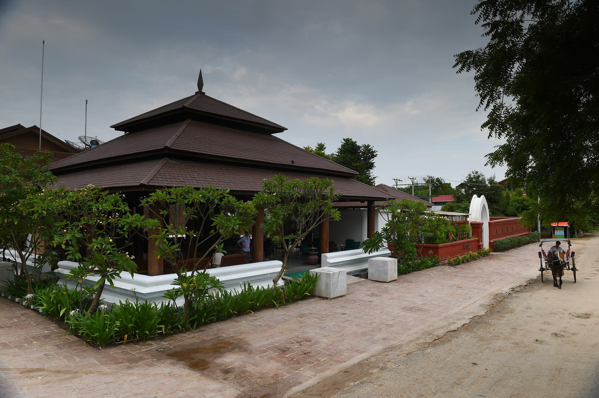 Zfreeti Hotel Nyaung-U Esterno foto